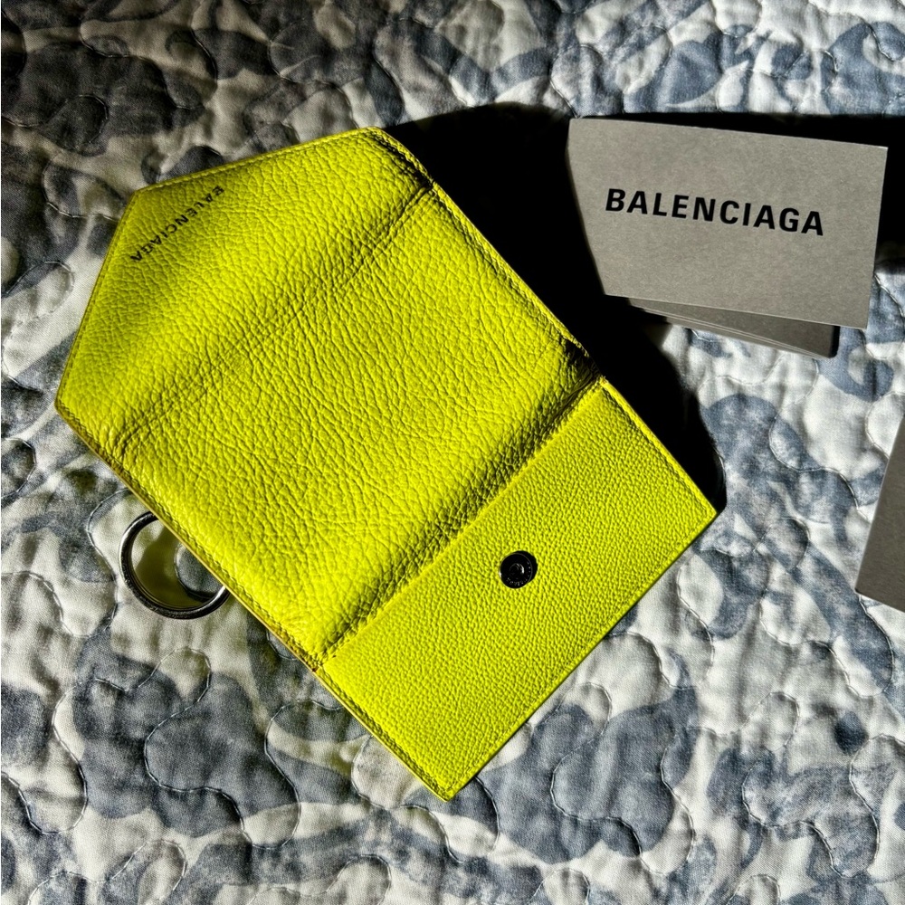 BALENCIAGA MINI KEY/ WALLET in Calfskin GUC - Picture 5 of 12